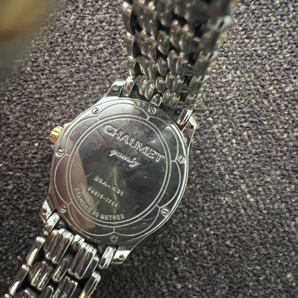 Chaumet Quartz  Ladies Oval Watch 18k Gold and Stainless main image 4